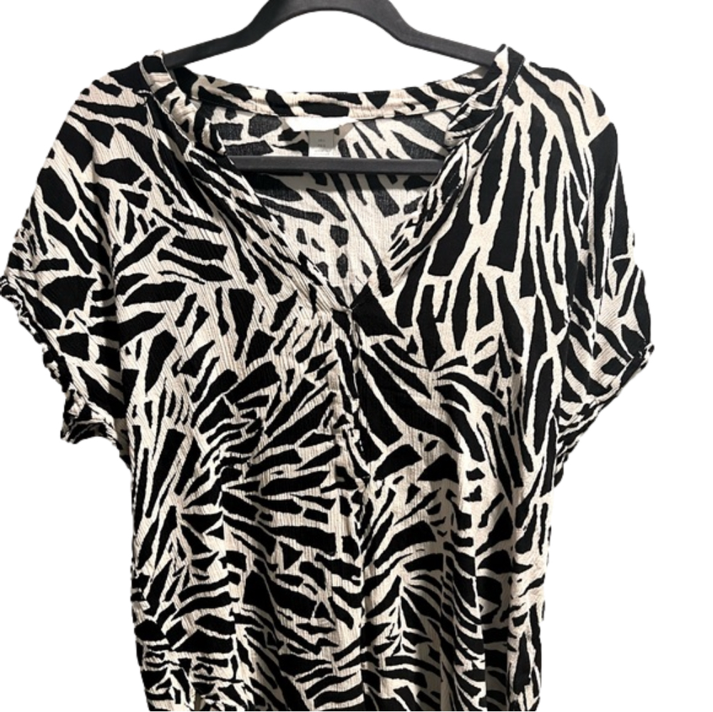 H&M boyfriend cut animal print shirt